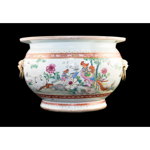 Chinese porcelain famille rose fishtank